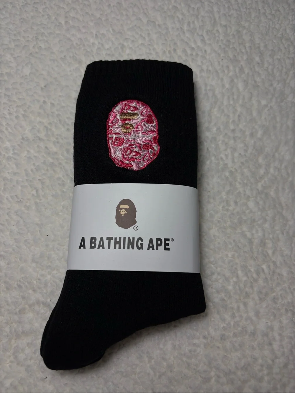 A Bathing Ape Black Crew Socks with Pink Logo new
